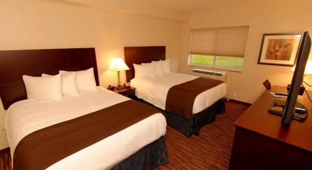 Четырёхместный номер Standard Cobblestone Inn & Suites Fort Madison