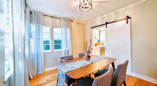 Marbella Lane 3BR SFR Duplex San Jose, Забронировать Отель Сан-Хосе Silicon Valley