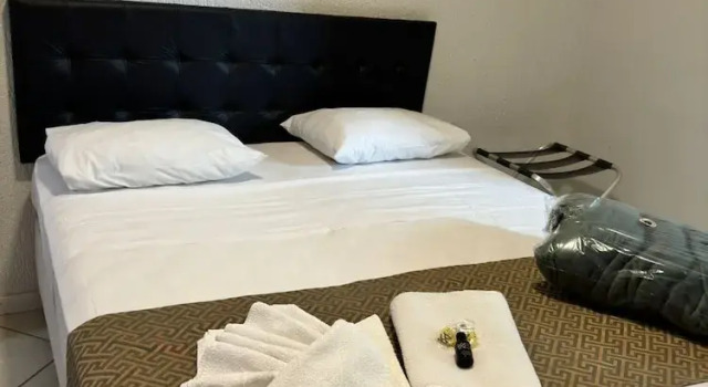 Двухместный номер Standard c 1 комнатой Kaa House Hotel