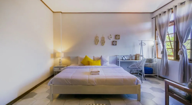 Interconnection Hostel