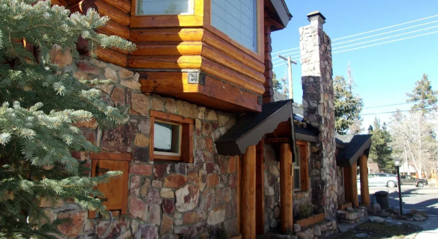Номер Standard с балконом Embers Lodge and Cabins