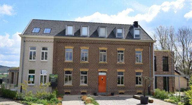 Domein Holset, Book Hotel Hoteller i Heuvelland med parkering, Parkering