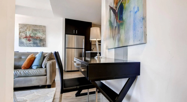 Global Luxury Suites at The Theatre District