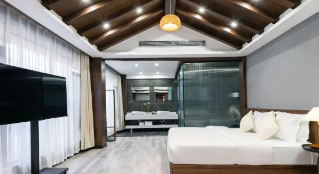 Люкс Luxury Lijiang Yunsun Shixi Homestay (Gucheng Dashuiche Branch)