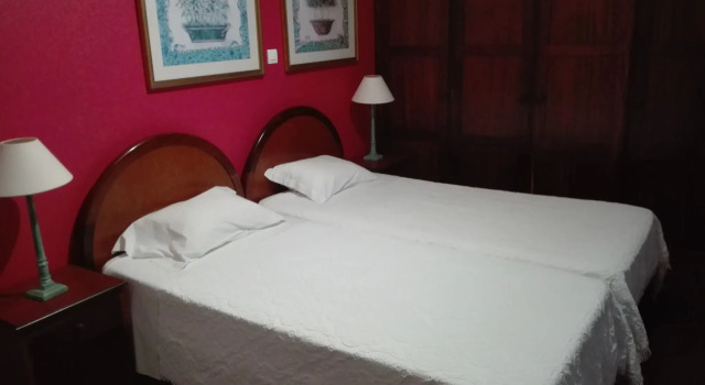Estalagem & Restaurante Côrte do Norte, Boek Hotel Ponta Delgada Madeira