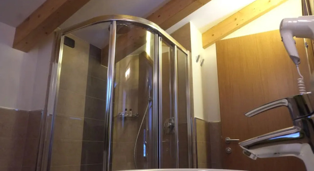 Трёхместный номер Standard с балконом Hotel Nele