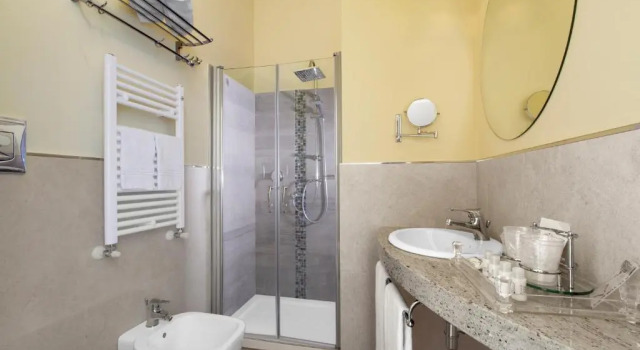 Deluxe Vierer Zimmer Ruins B&B