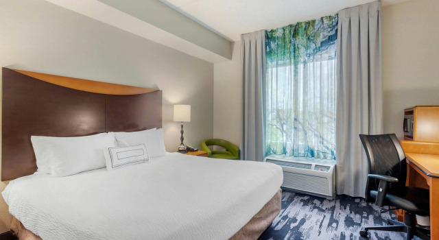 Fairfield Inn & Suites by Marriott Houston Conroe, Reserva ahora Hotel Conroe Lake Conroe