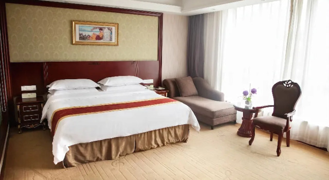 Vienna International Shanghai Pudong Xiupu Road, Varaa Hotelli Pudong Shanghai