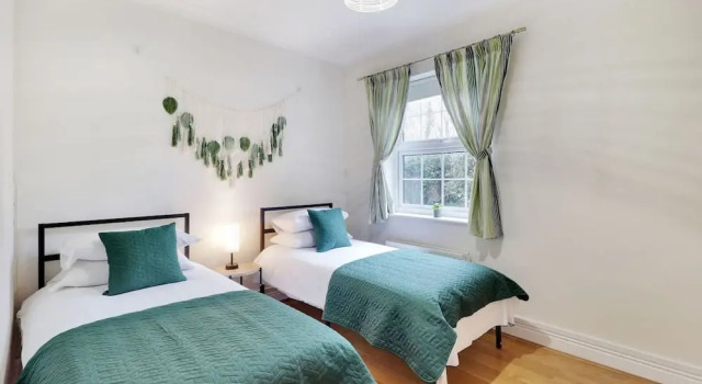 Central Tunbridgewells Stylish Spacious for 10, Book Feriehus Royal Tunbridge Wells High Weald