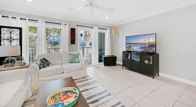 Sea Bluff 14, Varaa Hotelli Hotellit Emerald Coast uima-altaalla, Uima-allas