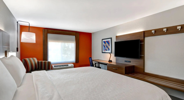 Двухместный номер Standard Holiday Inn Express Hotel & Suites Anderson I-85 - HWY 76, Exit 19B by IHG