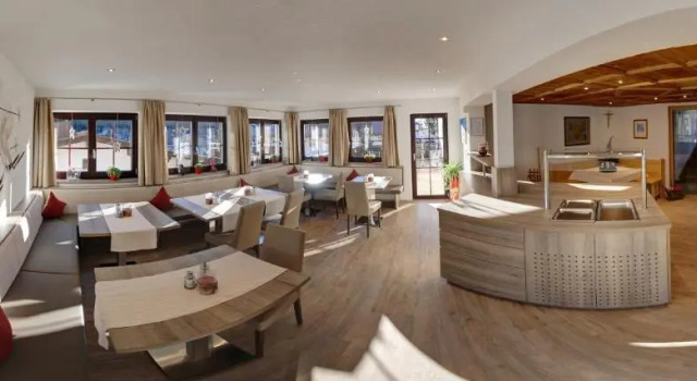 Haus Morgensonne, Забронировать Отель Отели Санкт-Антон-ам-Арльберг с парковкой, рядом с Train Station Sankt Anton am Arlberg, Парковка