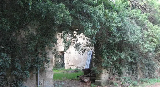 Commanderie des Taillades, Rezerwuj Hotel Lambesc Carros