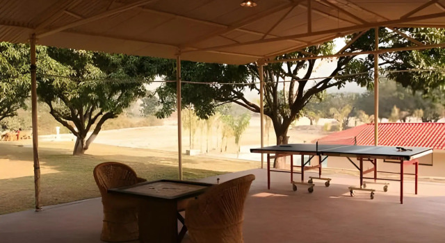 Tiger Camp, Rezerwuj Hotel Hotele w Uttarakhand z basenem, Basen