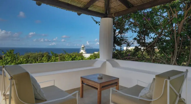 Номер Deluxe Capofaro Resort