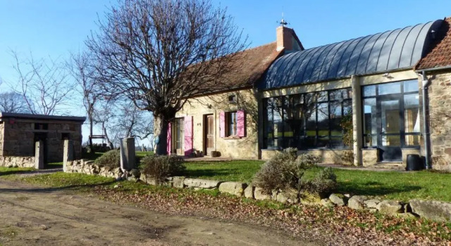 Gîte Beaune-d'Allier, 5 pièces, 8 personnes - FR-1-489-228