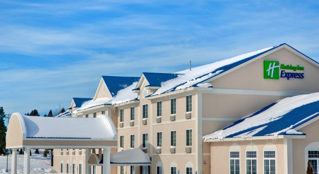 Holiday Inn Express Hotel & Suites Cadillac, Đặt Khách sạn Cadillac Michigan