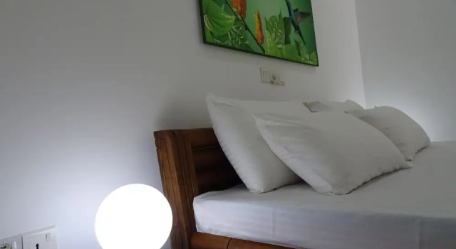 Двухместный номер Superior с балконом Moragalla Beach Home Guesthouse (Newly opened hotel)