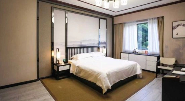 Люкс Freely Hover Long Shan Hotel