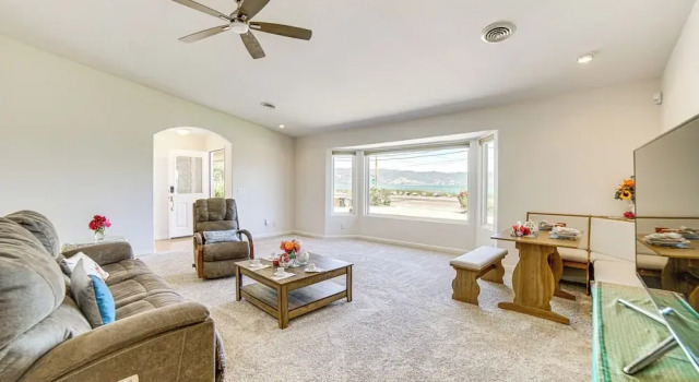 Steps to Clear Lake: Hot Tub Haven in Norcal!, Buchen Sie Ferienhaus Lakeport Kalifornien