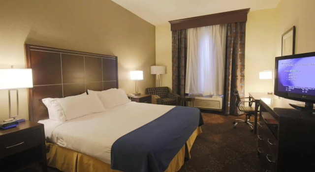 Hampton Inn & Suites Cathedral City