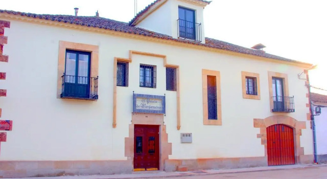 El Palacio de Monfarracinos, Book Hotel Hoteller i Castile and Leon med pool, Swimmingpool