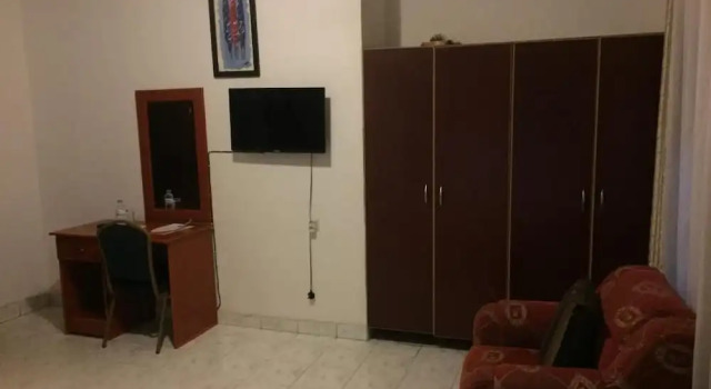 Romalo Hotel & Apartments