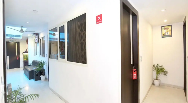 OYO 982 Hotel Royal Park, Забронировать Отель Отели Чандигарх с завтраком, Завтраки