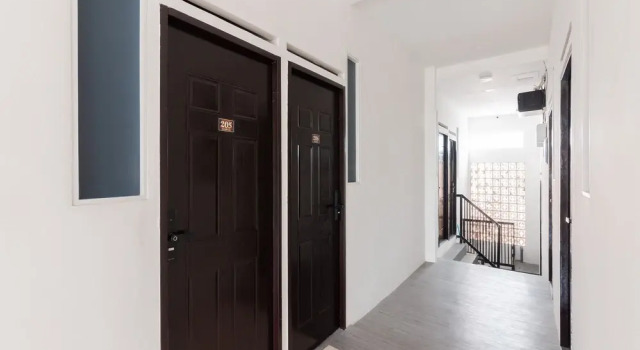 Urbanview Don Juan Pondok Gede by RedDoorz