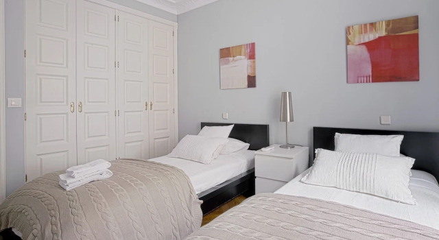 Design Apartment in the Center of Madrid. 2bedrooms. Teatro Real III, Забронировать Апартаменты/квартира Апартаменты Мадрида, рядом с Театр Монументал, Апартаменты/квартира