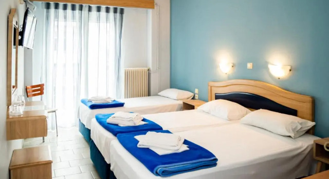 Трёхместный номер Hôtel Argo