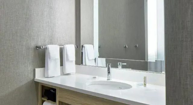 Четырёхместный люкс SpringHill Suites by Marriott Charlotte at Carowinds