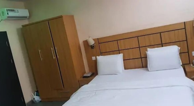 Sonamoni  Hotel, Buchen Sie Hotel Warri Delta
