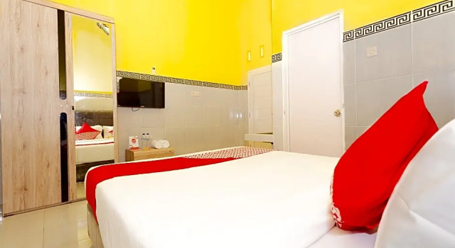 Camera Standard OYO 1427 Azzahra Guest House Syariah