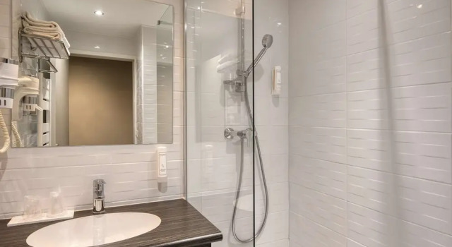 Четырёхместный номер Superior Best Western Hotel Graslin