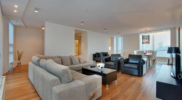 Апартаменты с 2 комнатами с видом на море Alfreds Apartments