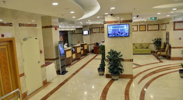 Nozol Royal Hotel, Забронировать Отель Отели Медины с завтраком, рядом с Ворота короля Фадха в мечети Масджид ан-Набави, Завтраки