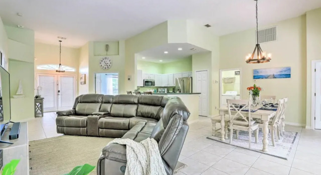 Home w/ Game Room + Lanai: 9 Mi to Disney!, Забронировать Отель Давенпорт Orlando Metropolitan Area