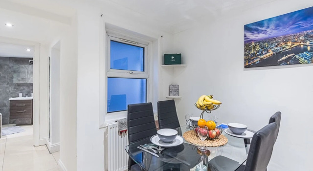Magic Property Studio North End Road, Забронировать Отель Отели Англии 3 звезды, 3*