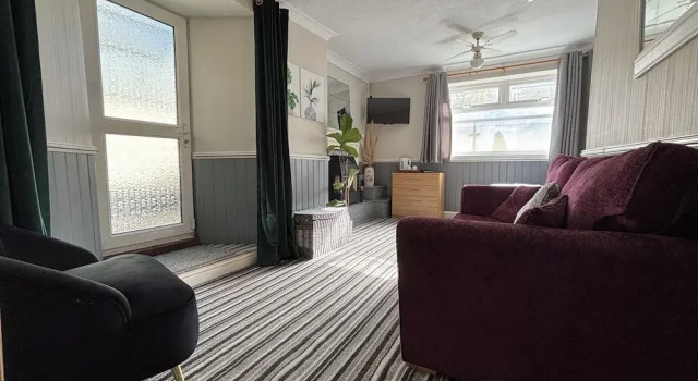 Люкс Deluxe Three Palms Hotel