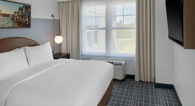 Люкс с красивым видом из окна Hotel Canandaigua, Tapestry Collection By Hilton
