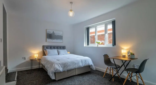 Inviting 1-bed Studio6 in Coventry, Varaa Hotelli Coventry West Midlands