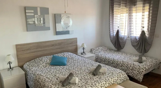 Palm Beach 8th - La Carihuela, Забронировать Отель Отели Торремолинос с парковкой, рядом с Парафия Архангела Михаила, Парковка