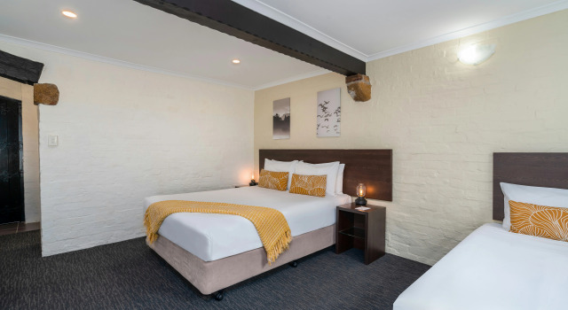 Leisure Inn Penny Royal Hotel & Apartments