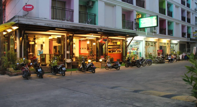 Blue Skyline Hotel