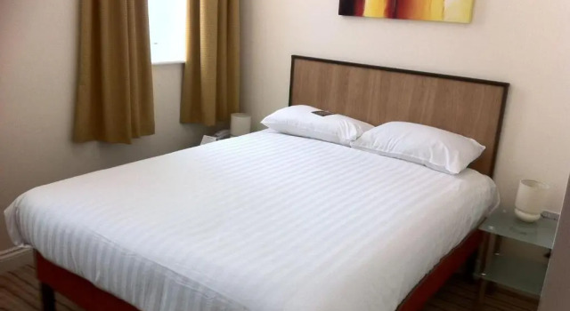 Small No Window Double room Royal Bath Hotel