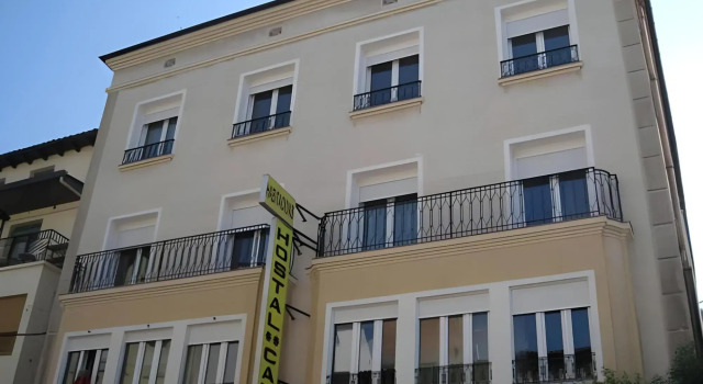 Hostal Canigó