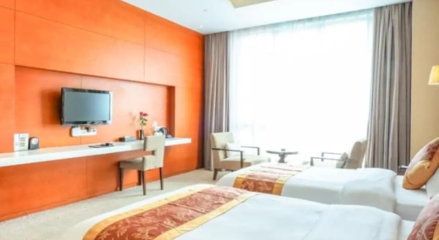 Standard Twin room Phoenix Hotspring Resort