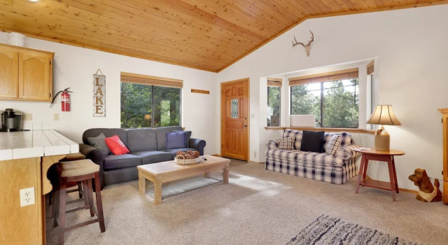 Номер Standard с балконом и с видом на горы Cozy Haven - 1966 by Big Bear Vacations